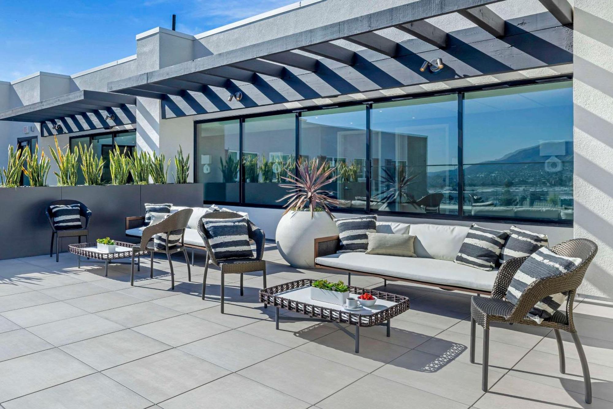Cambria Hotel Burbank Airport Eksteriør billede